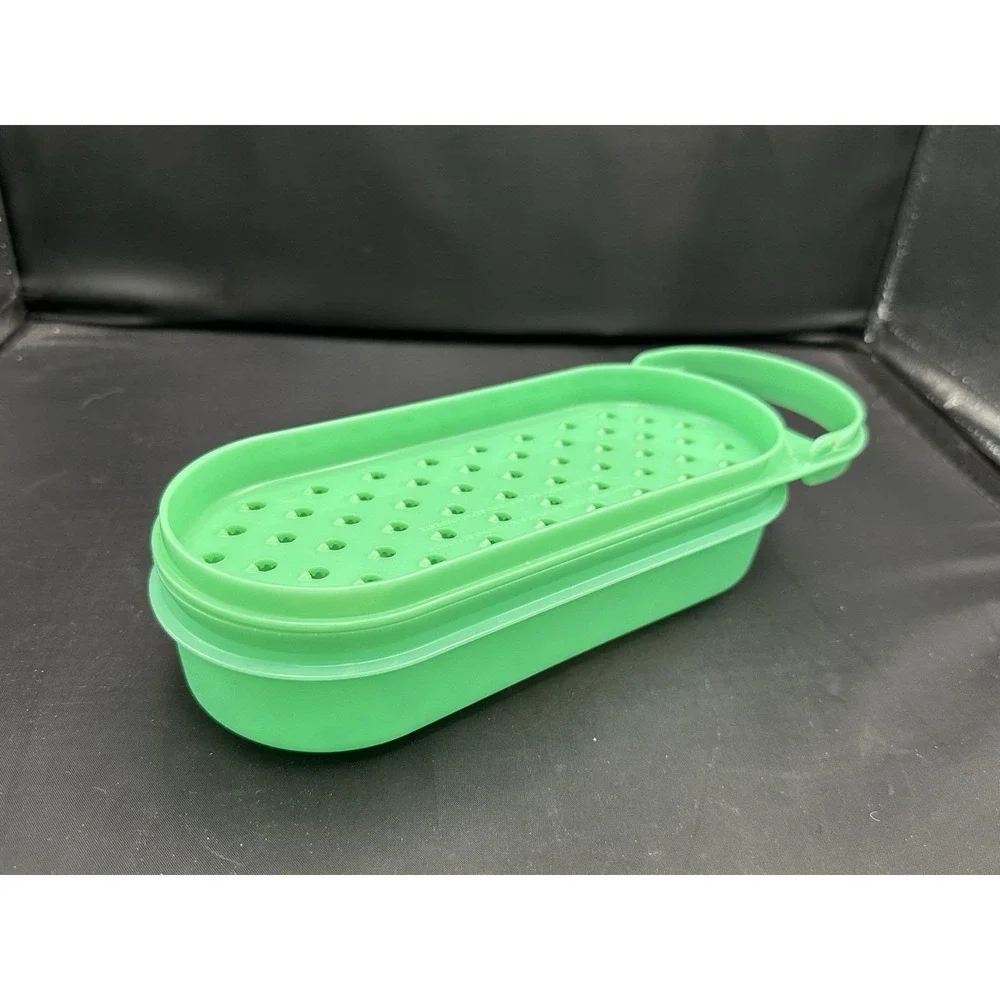 Tupperware cheese grater
